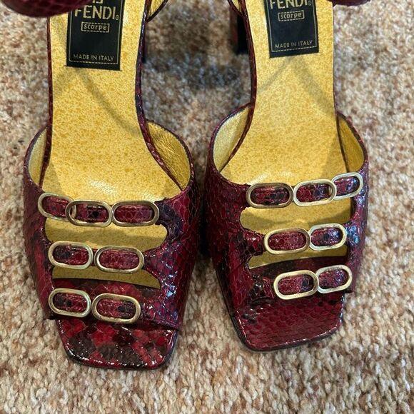 Size 36 FENDI Snake Skin Heels Leather - Picture 3 of 9